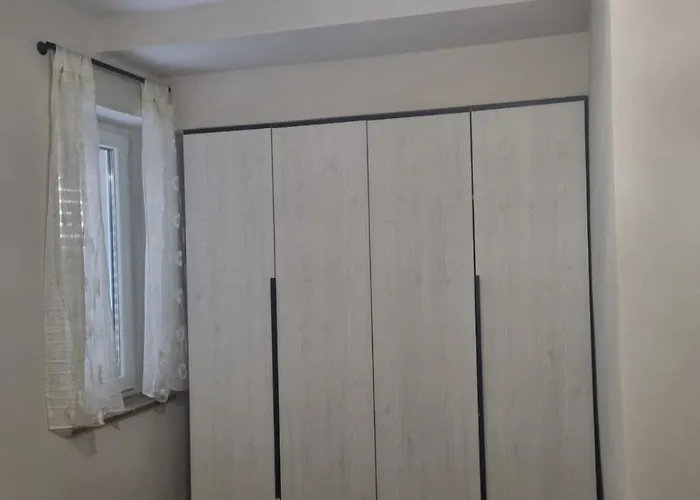 Ilo's Apartmant شقة تيرانا